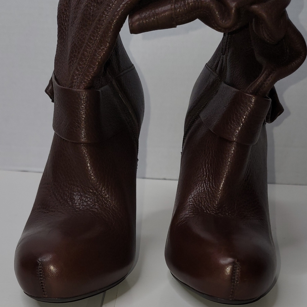 Women NWOT Gianni Bini leather boots - Picture 2 of 13